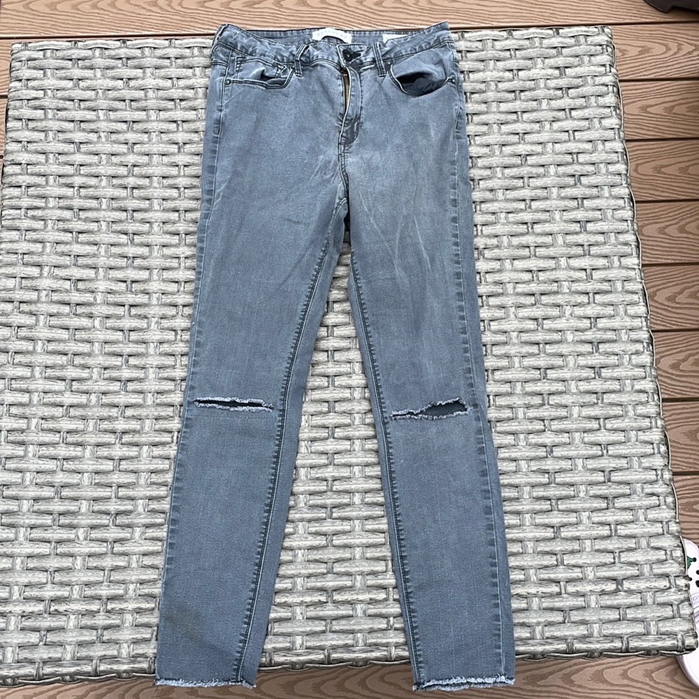 Bullhead Hi-Rise Ripped Skinny Jean